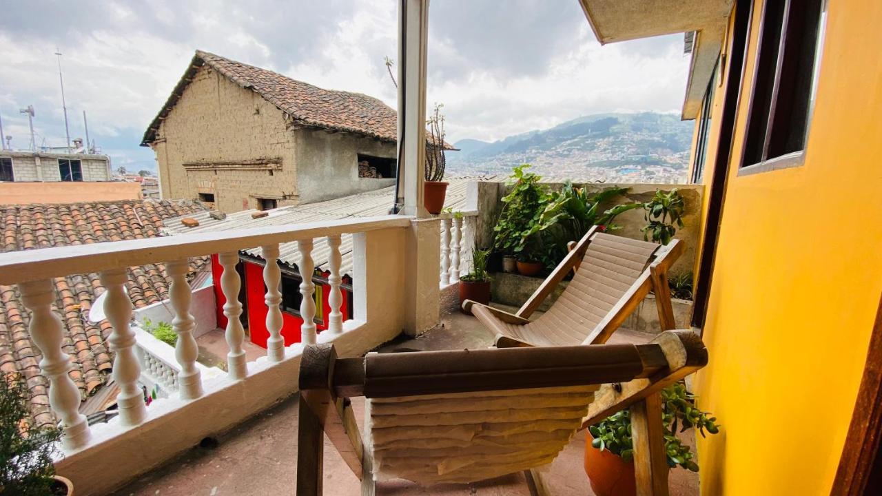 Hostal La Guayunga Rooftop Кіто Екстер'єр фото