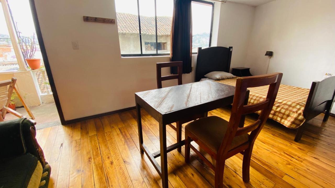Hostal La Guayunga Rooftop Кіто Екстер'єр фото