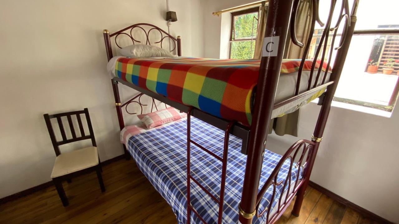Hostal La Guayunga Rooftop Кіто Екстер'єр фото