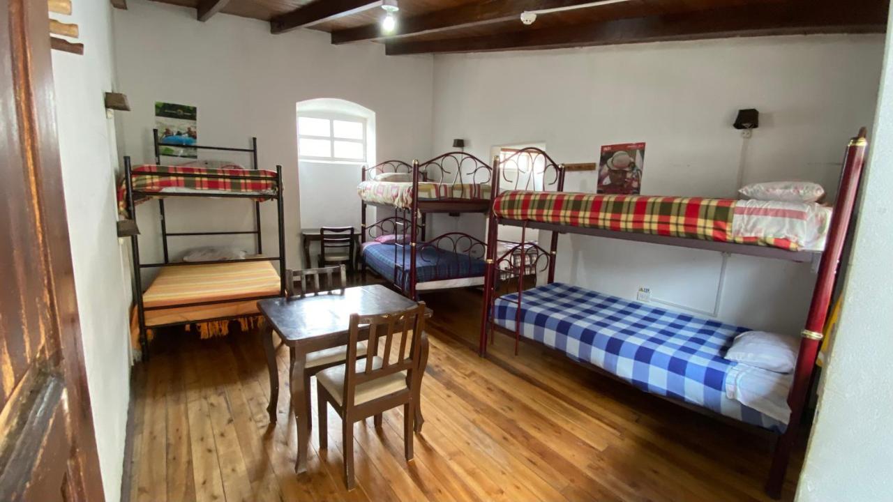 Hostal La Guayunga Rooftop Кіто Екстер'єр фото