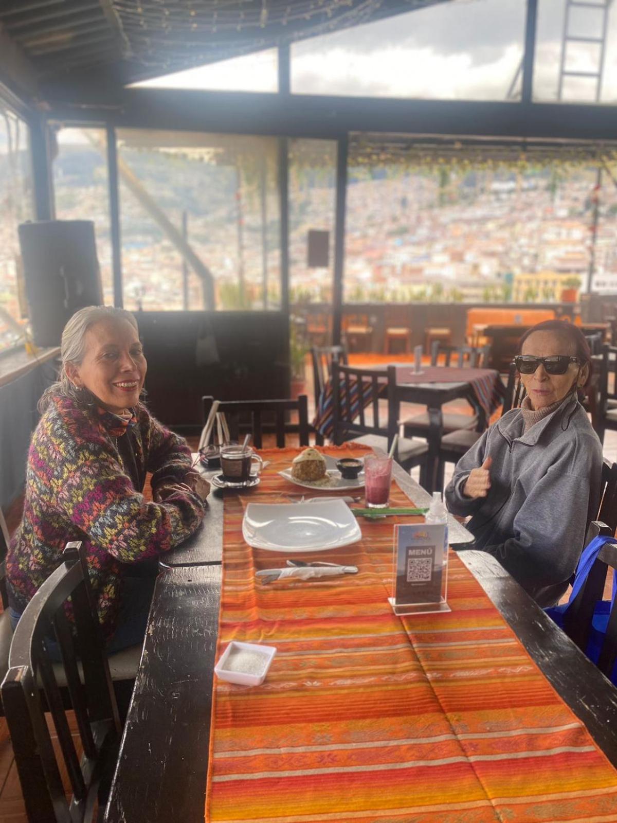 Hostal La Guayunga Rooftop Кіто Екстер'єр фото